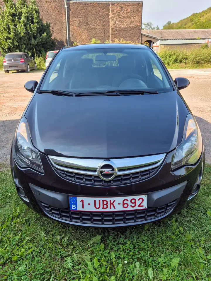 Opel Corsa 1.3 CTDI 75 CH Graphite — photo 1 of 10