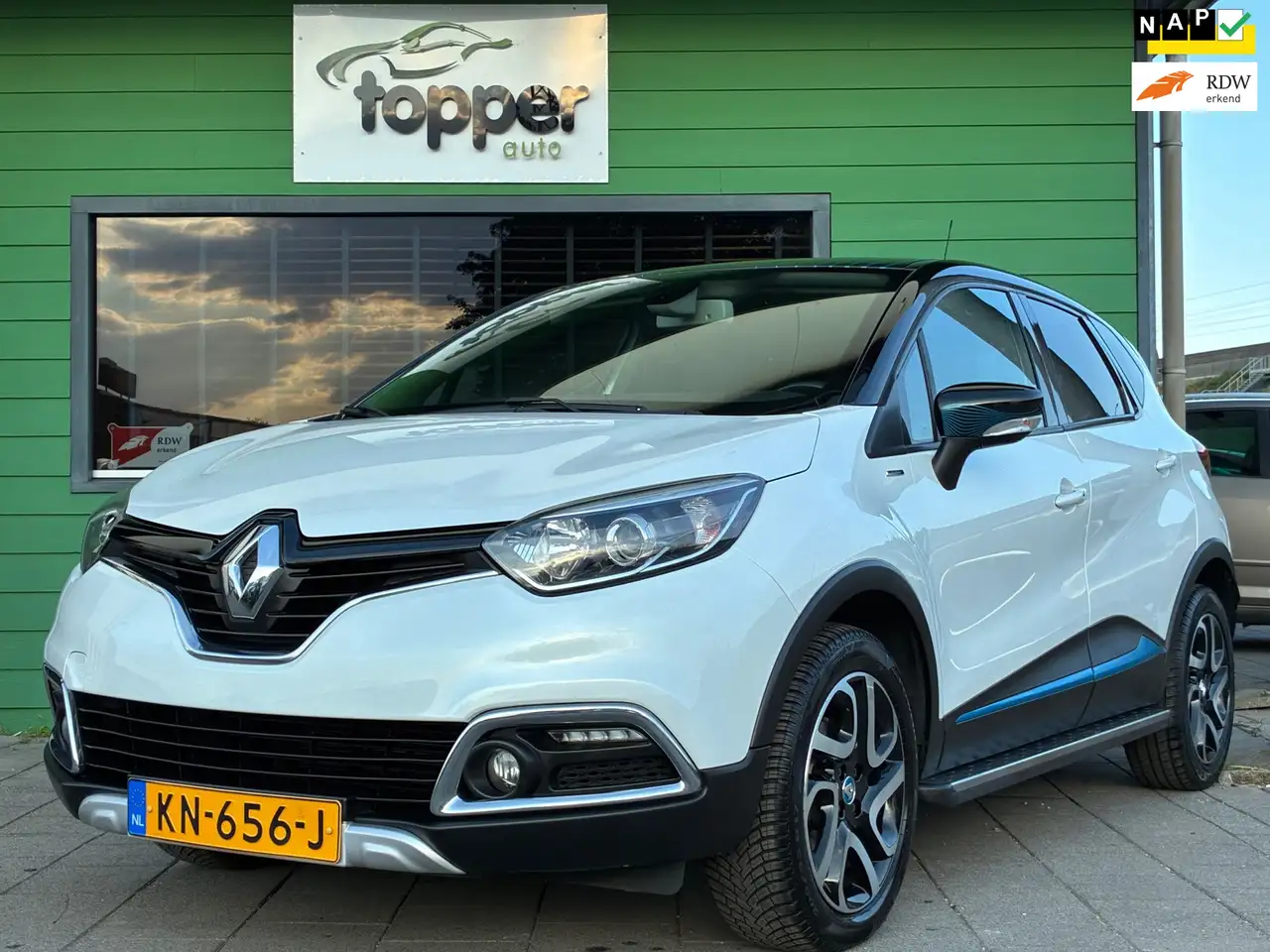 Renault Captur 1.2 TCe Wave|2e Eigenaar|Camera|Navigatie|CruiseCo — photo 1 of 31