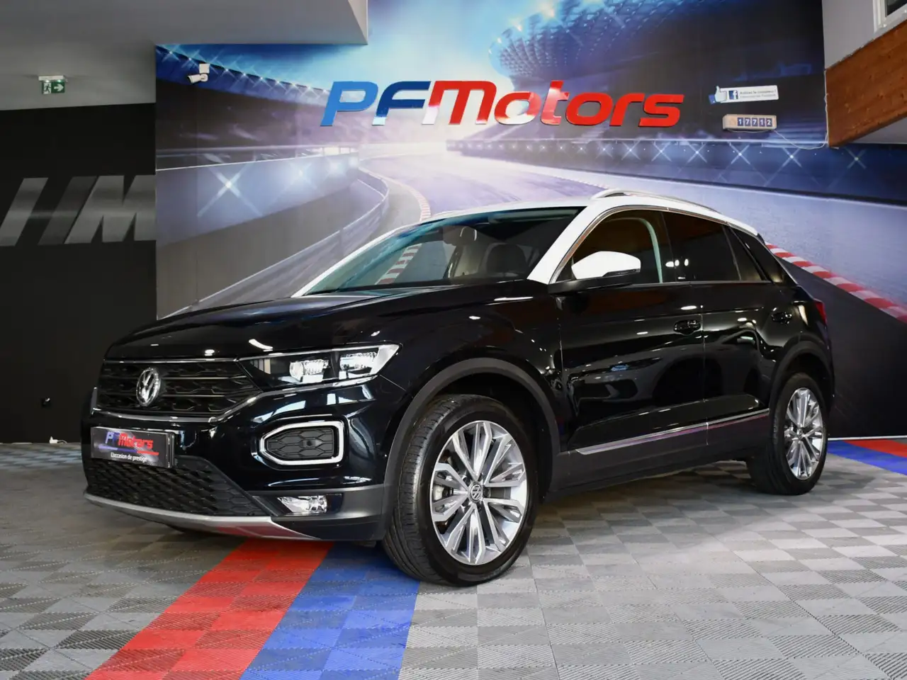 Volkswagen T-Roc IQ Drive 1.5 TSI 150 DSG GPS Virtual Caméra ACC Car Play Rear Front Hayon Attelage JA 18 — photo 1 of 33