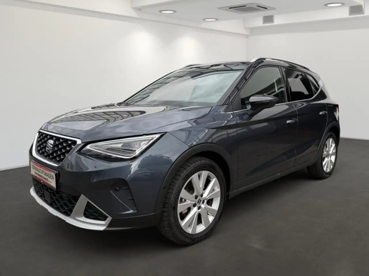 SEAT Arona Xperience 1.0 TSI DSG - Navi LED Vision Plus SHZ A — photo 1 of 8