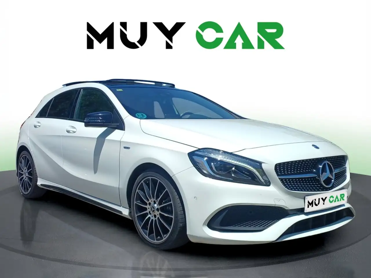Mercedes-Benz A 200 7G-DCT — photo 1 of 18