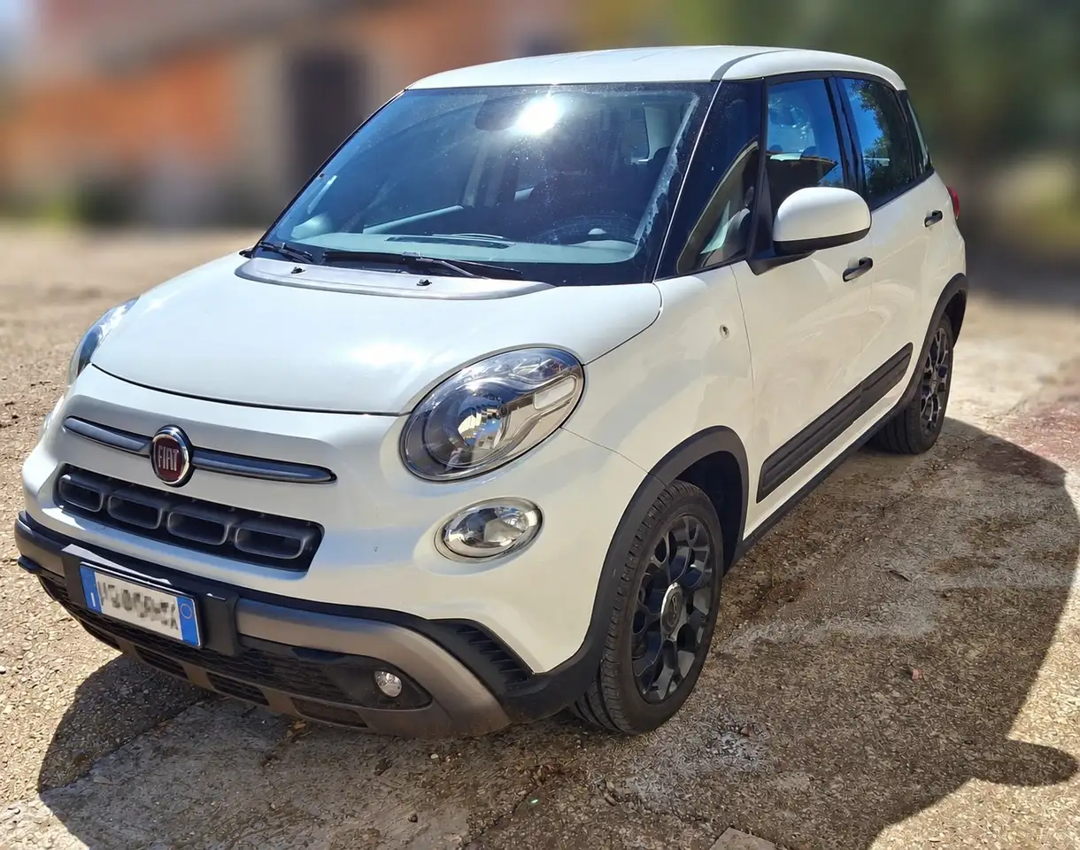 Fiat 500L Cross 1.4 s&s 95cv my20 — photo 1 of 10