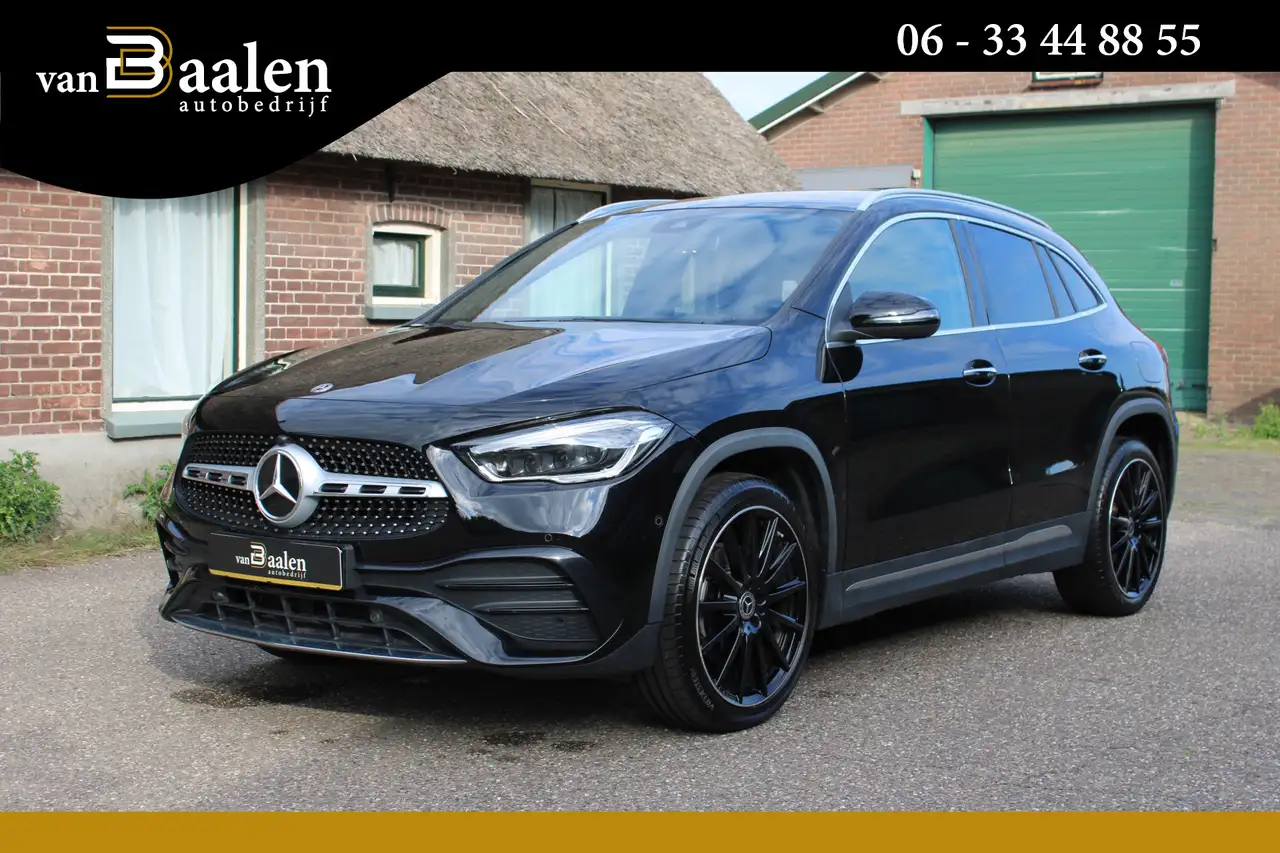 Mercedes-Benz GLA 250 e AMG Line PHEV SOh 98.3% PANO SFEER NAVI LED 5800 — photo 1 of 25