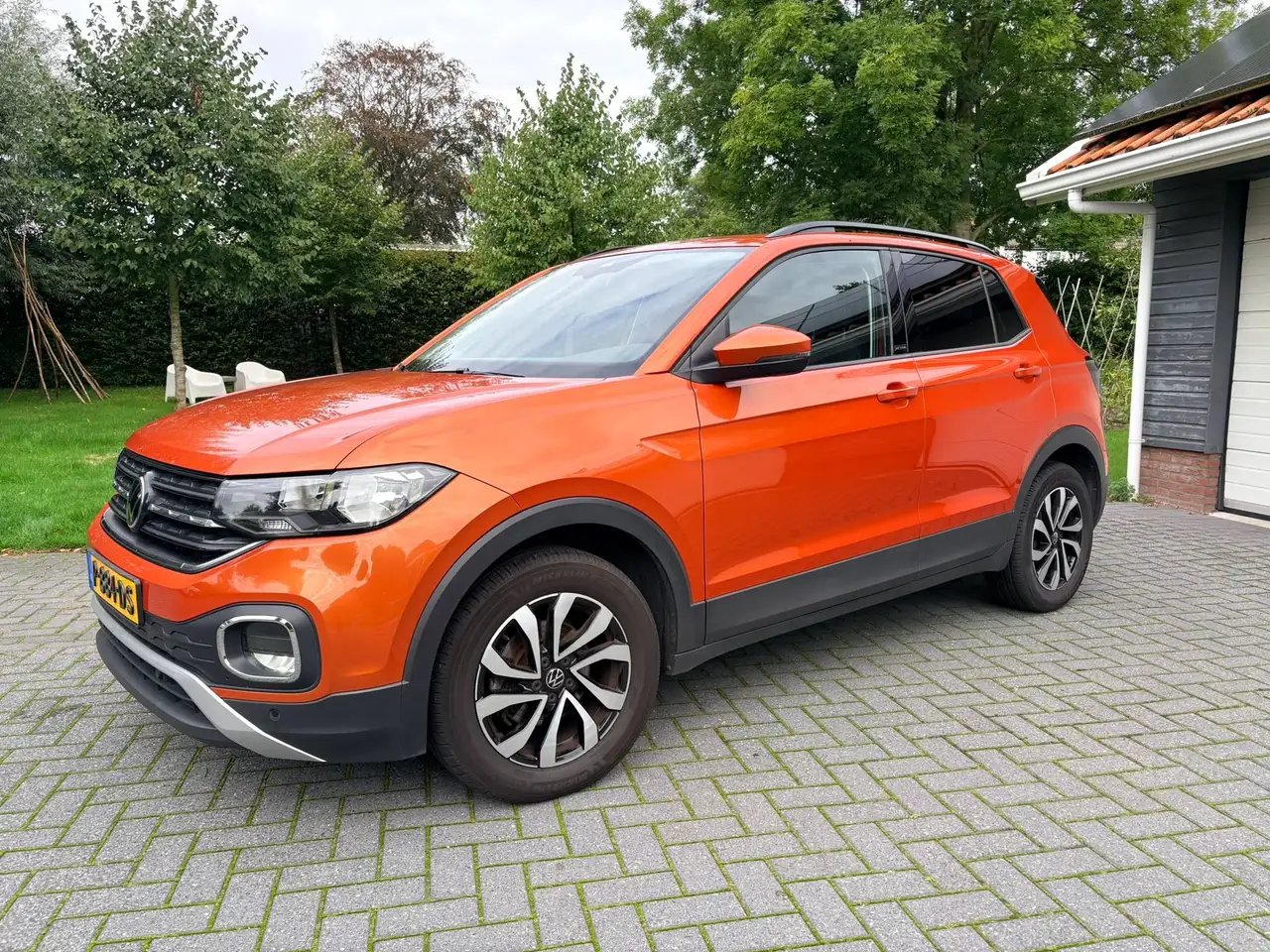 Volkswagen T-Cross T-Cross 1.0 TSI Go — photo 1 of 16