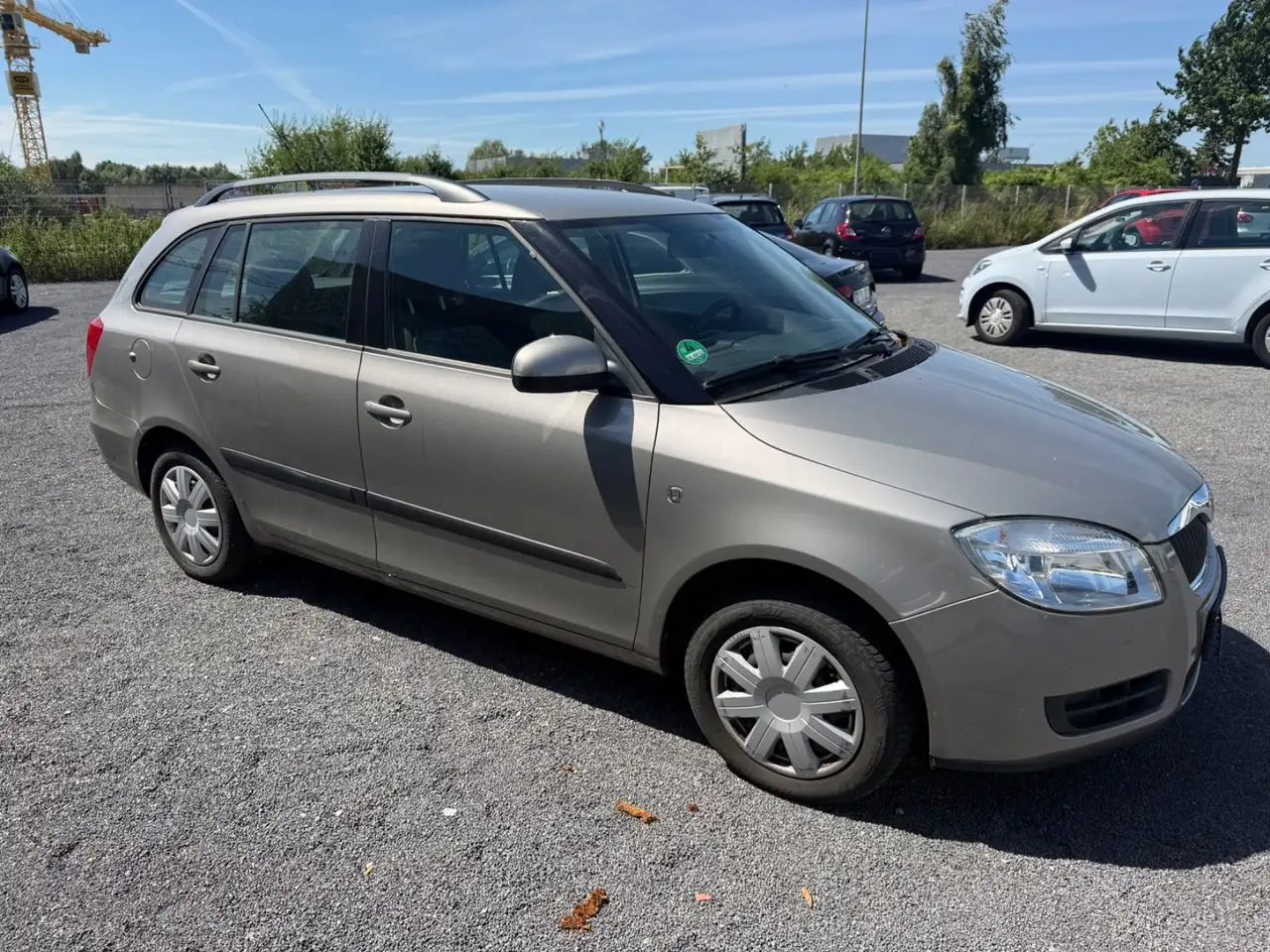 Skoda Fabia Combi Ambiente *KLIMA*PDC*TEMPOMAT* — photo 1 of 10