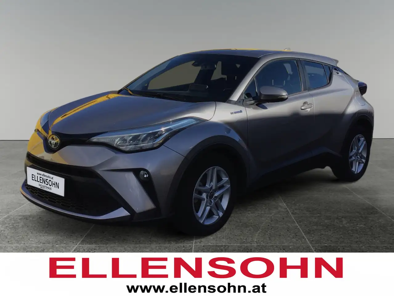 Toyota C-HR 1,8 l Hybrid 4x2, Center, CVT 8-fach bereift! — photo 1 of 21