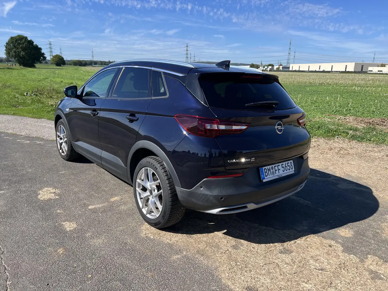 Opel Grandland X Grandland X 1.6 Start/Stop Automatik Ultimate — photo 1 of 7