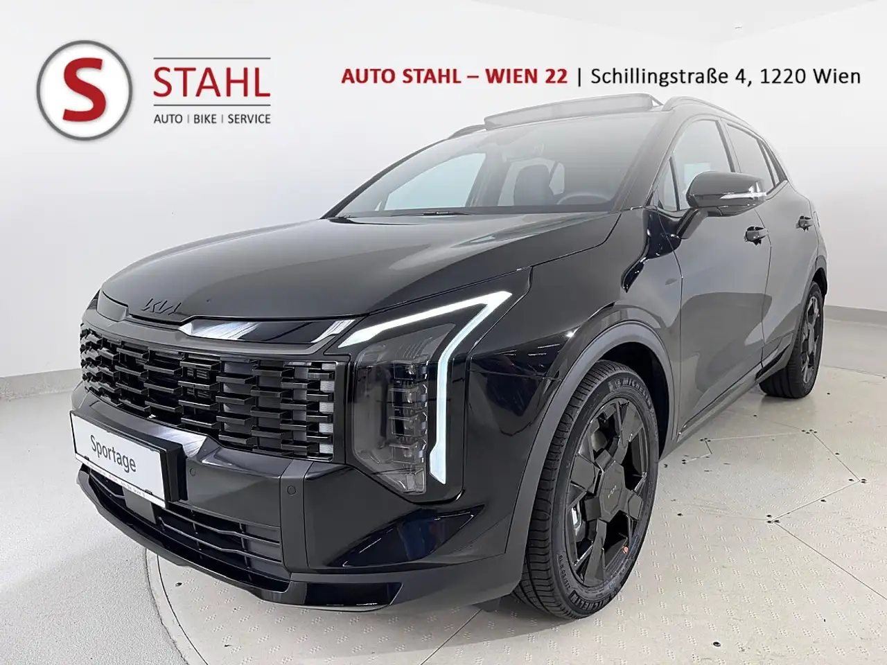 Kia Sportage SPORTAGE/BLACK EDITION/1.6 TGDI/DCT7/2WD/SD/MY2... — photo 1 of 29