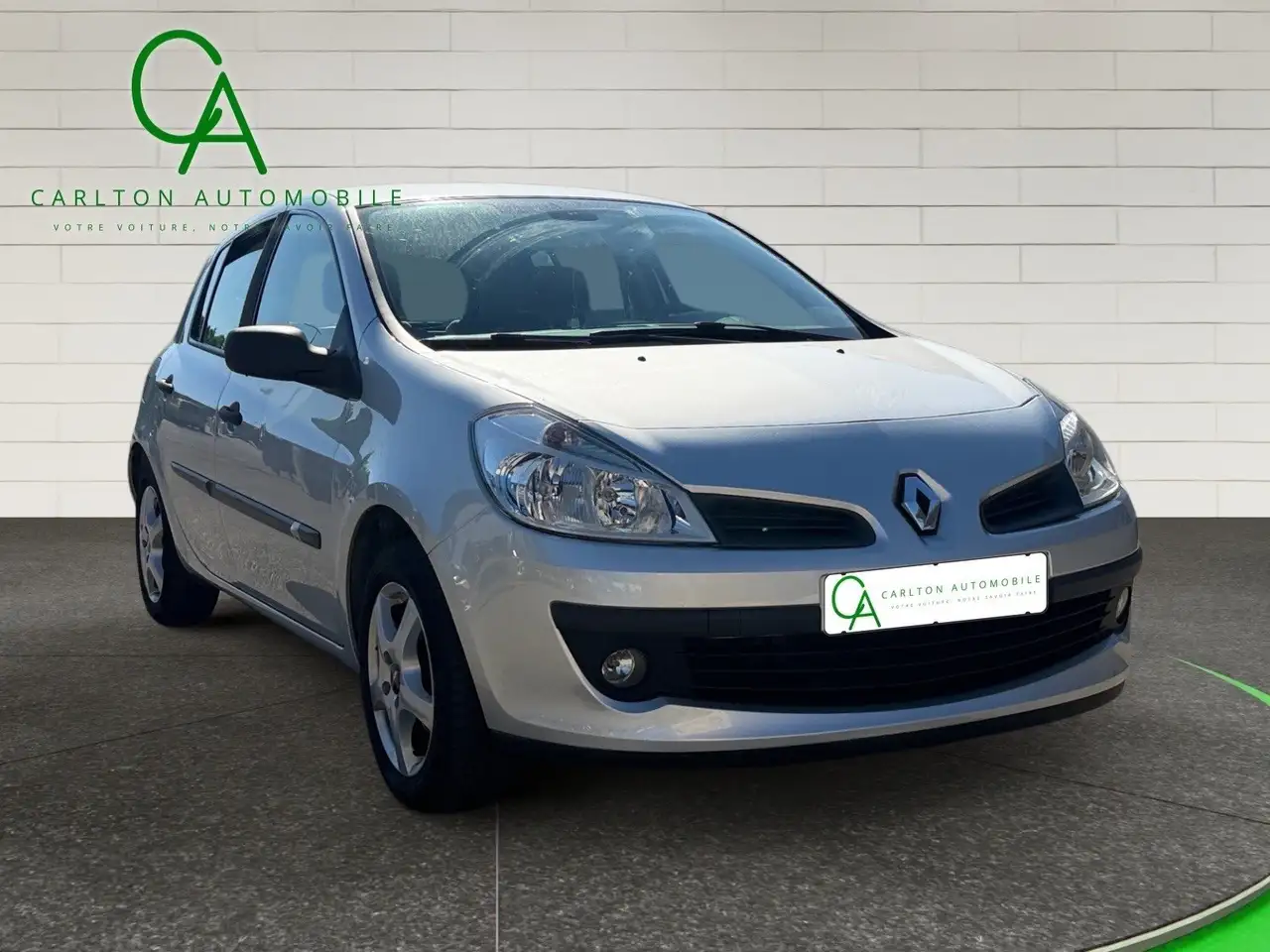 Renault Clio III 1.6 16V 110 Confort Expression-Climatisation automatique-Bien entretenu-Bluetooth — photo 1 of 25