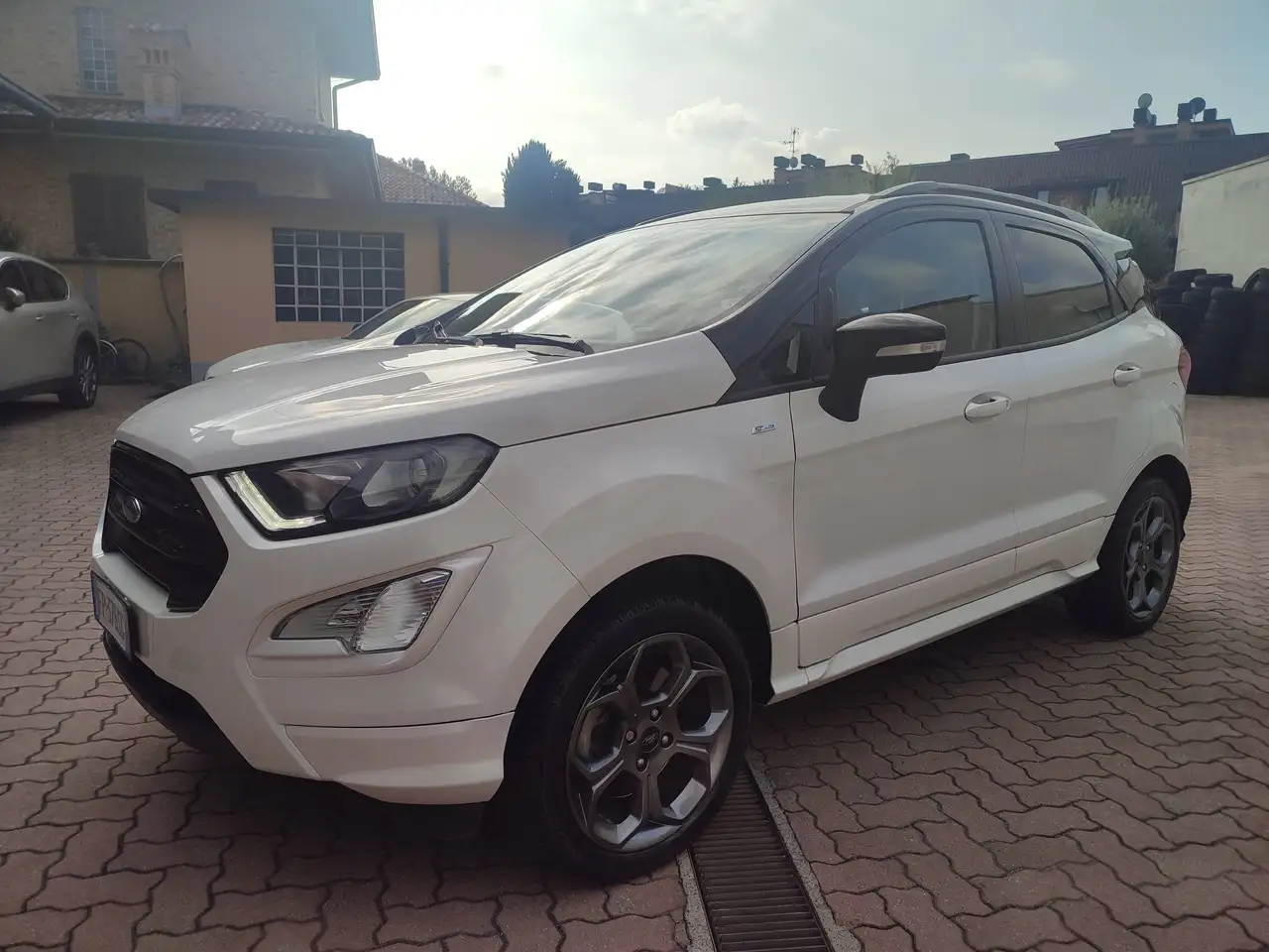 Ford EcoSport EcoSport 2018 1.0 ecoboost ST-Line s 125 cv Possibilta' di finanziamento e ritiro usato — photo 1 of 19