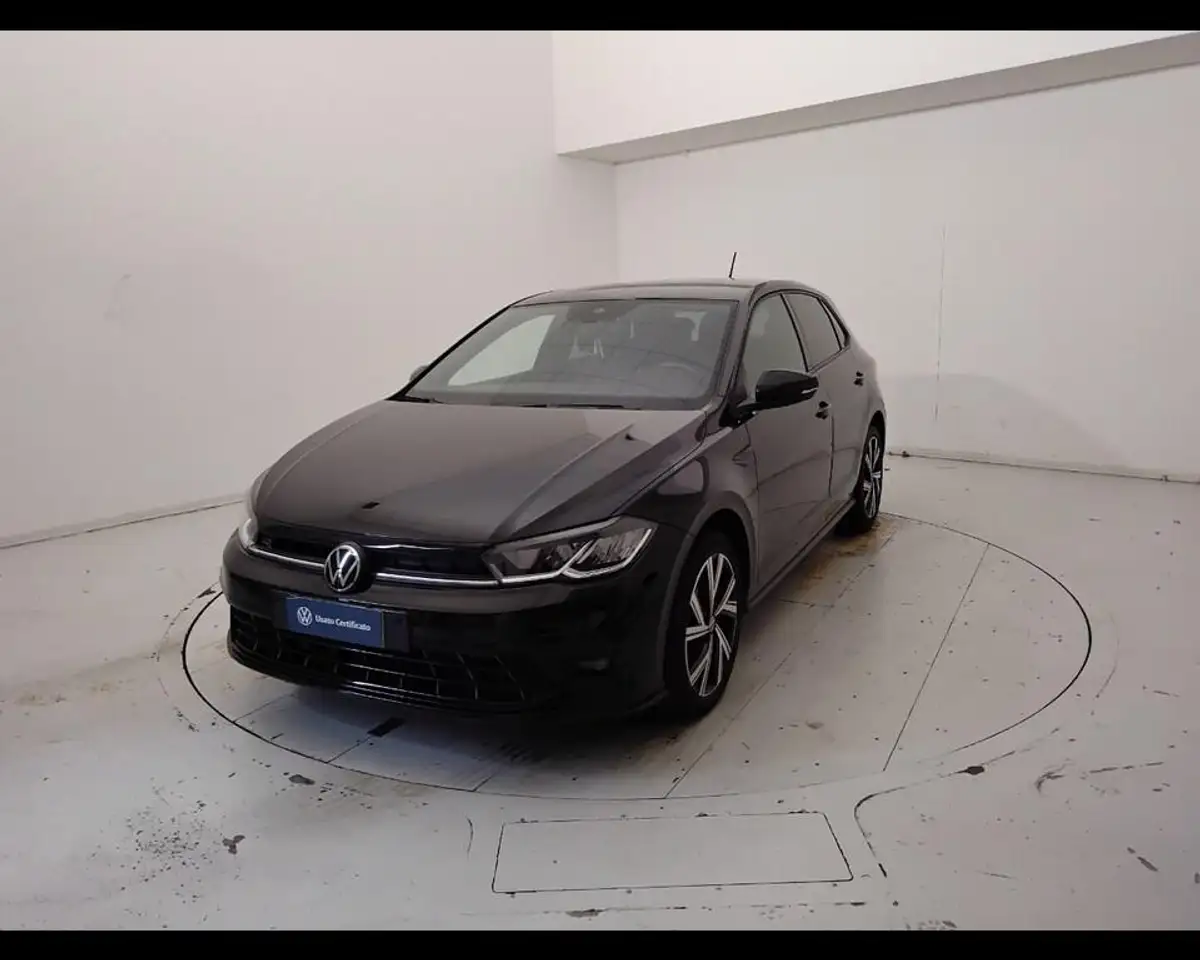 Volkswagen Polo 1.0 tsi R-Line 95cv — photo 1 of 15