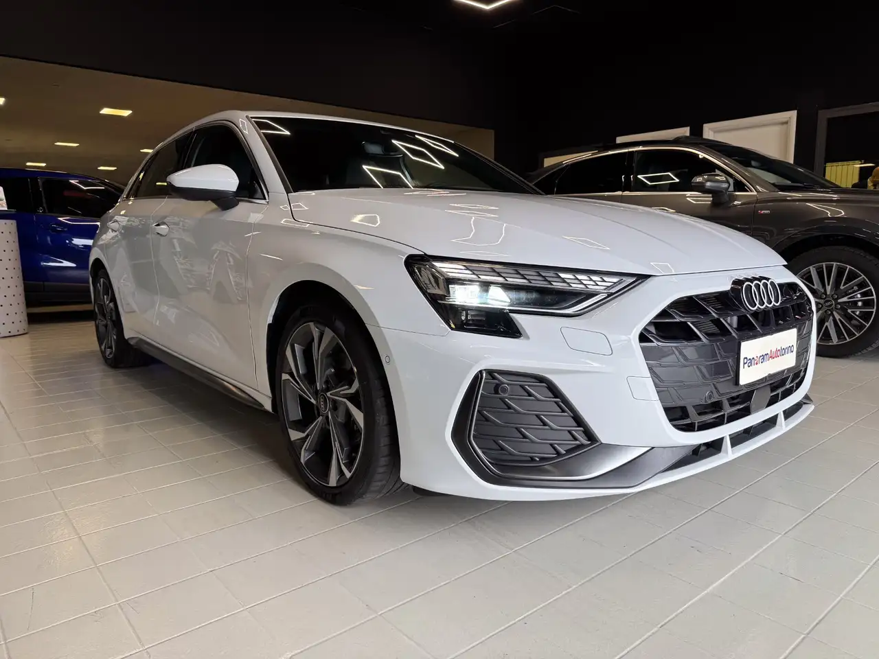 Audi A3 A3 SPB TDI 110 kW S tronic S line edition — photo 1 of 27