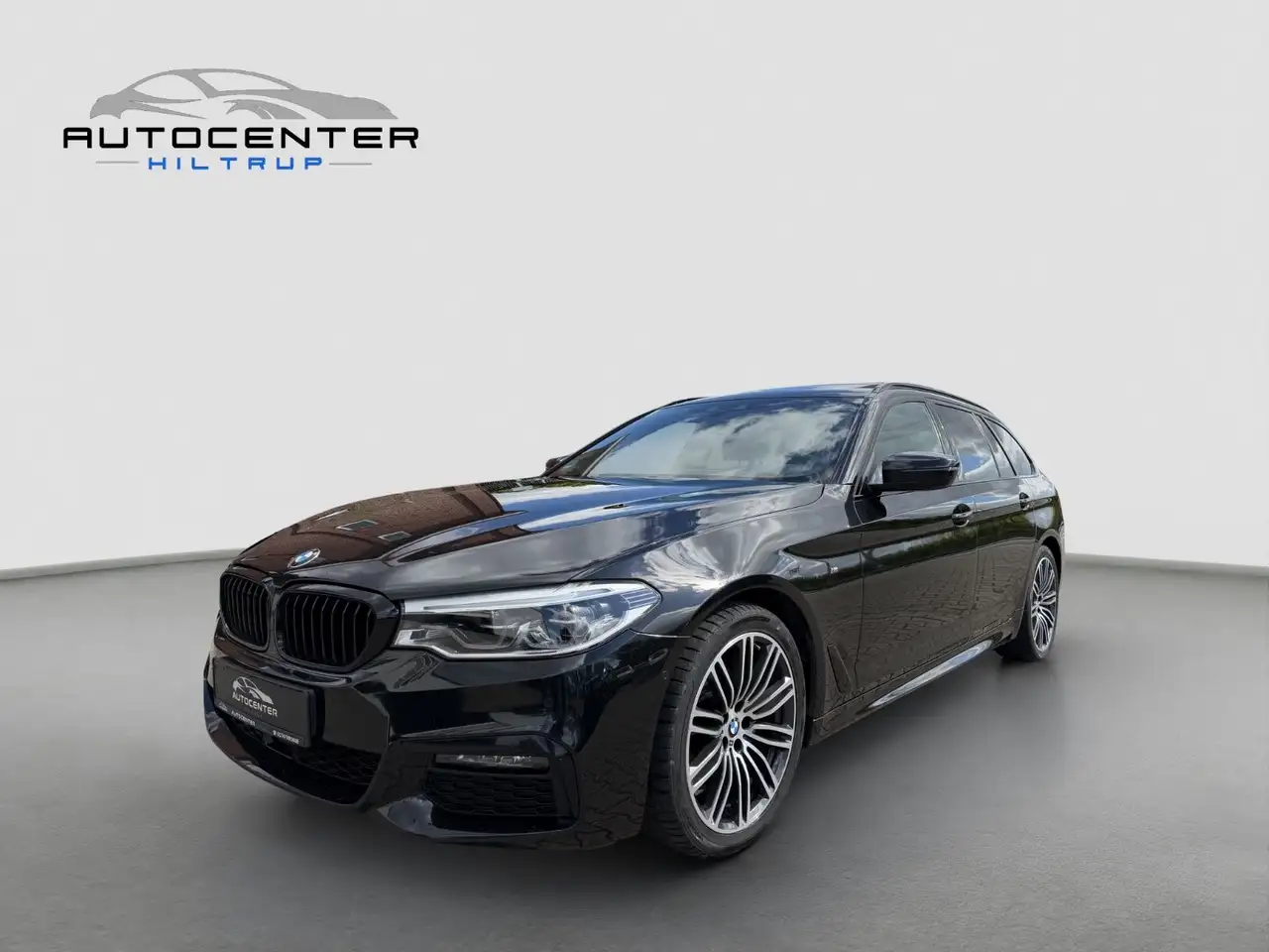BMW 520 d M Sport/Panorama/Leder/Kamera/HUD/Scheckhe — photo 1 of 27