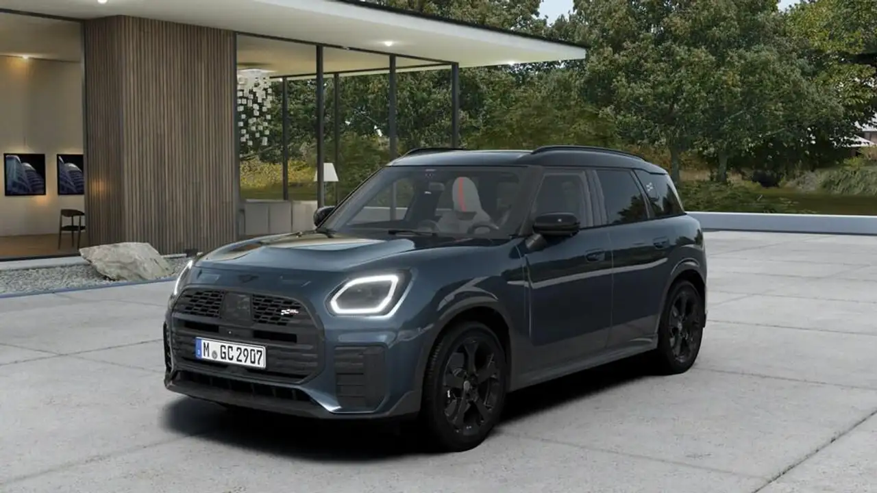 MINI John Cooper Works Countryman Mini Countryman 1.5 48V C JCW auto — photo 1 of 6