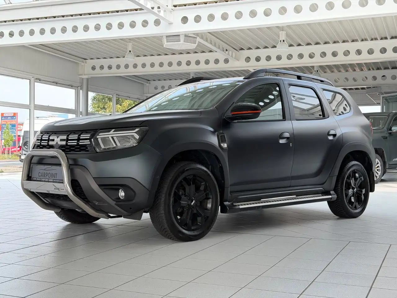 Dacia Duster TCe 150 EDC Mat Edition Sondermodell — photo 1 of 38