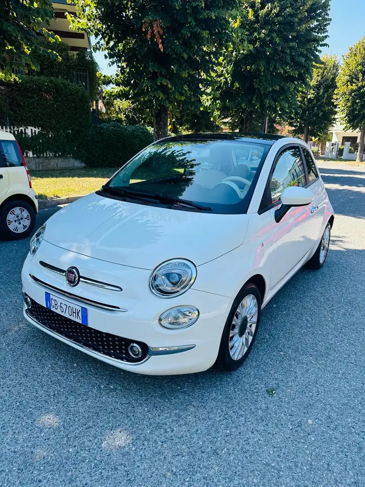 Fiat 500 1.0 hybrid Dolcevita 70cv — photo 1 of 12