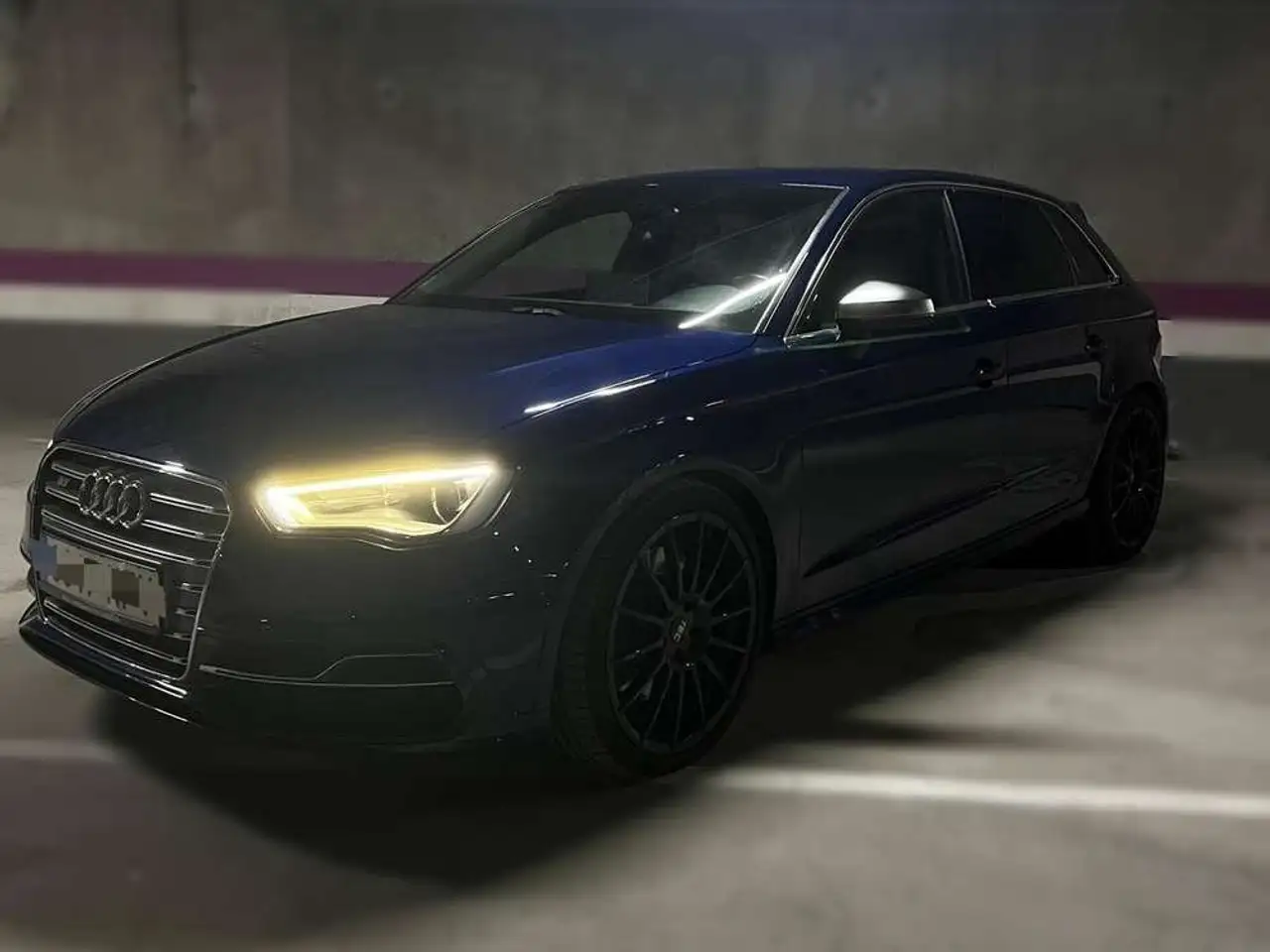 Audi S3 Sportback 2.0 TFSI quattro S-Tronic — photo 1 of 10
