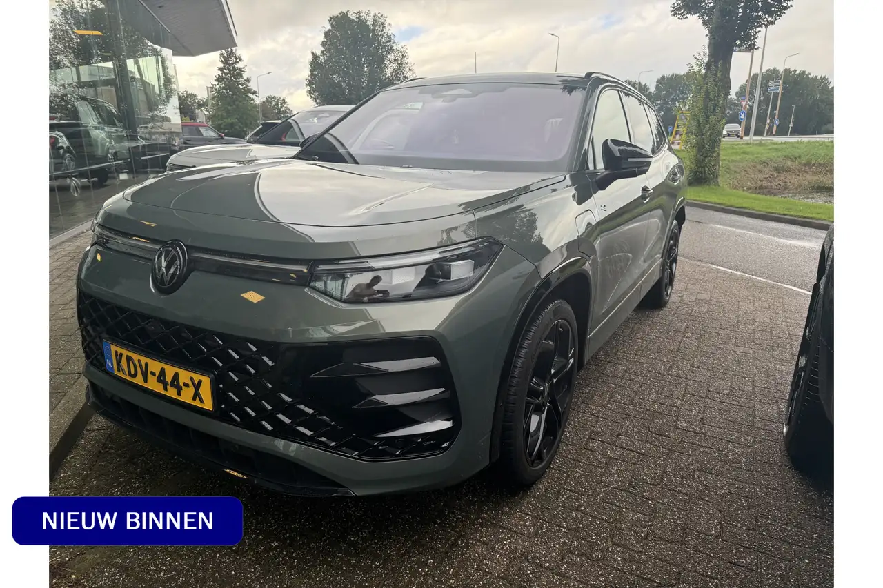 Volkswagen Tayron eHybrid R-Line Edition ** Leder ** Panodak ** Memo — photo 1 of 2