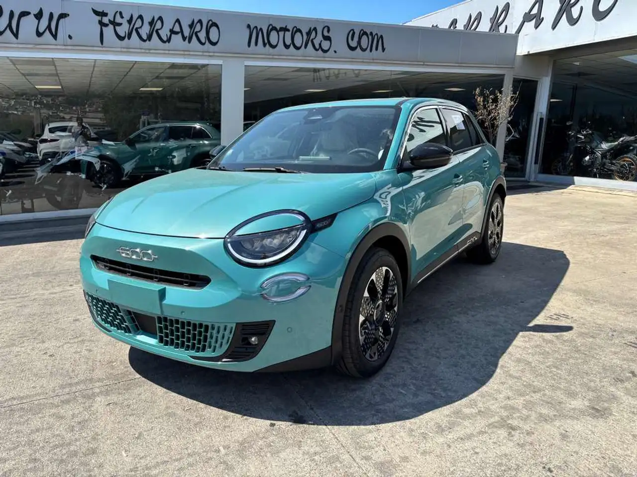 Fiat 600 600 1.2 hybrid La Prima 110cv auto — photo 1 of 15