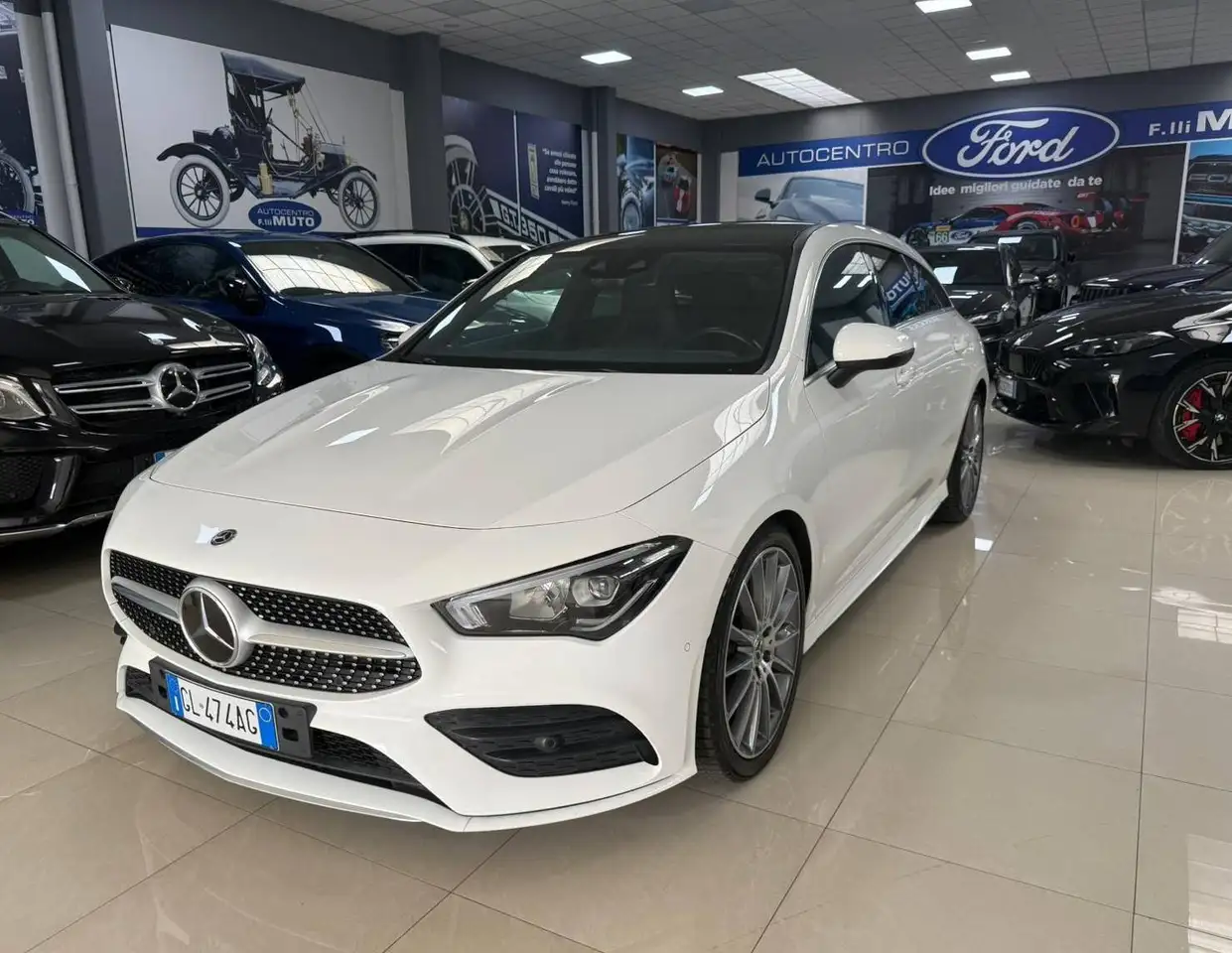 Mercedes-Benz CLA 220 Shooting Brake 220 d Premium 4matic auto — photo 1 of 14