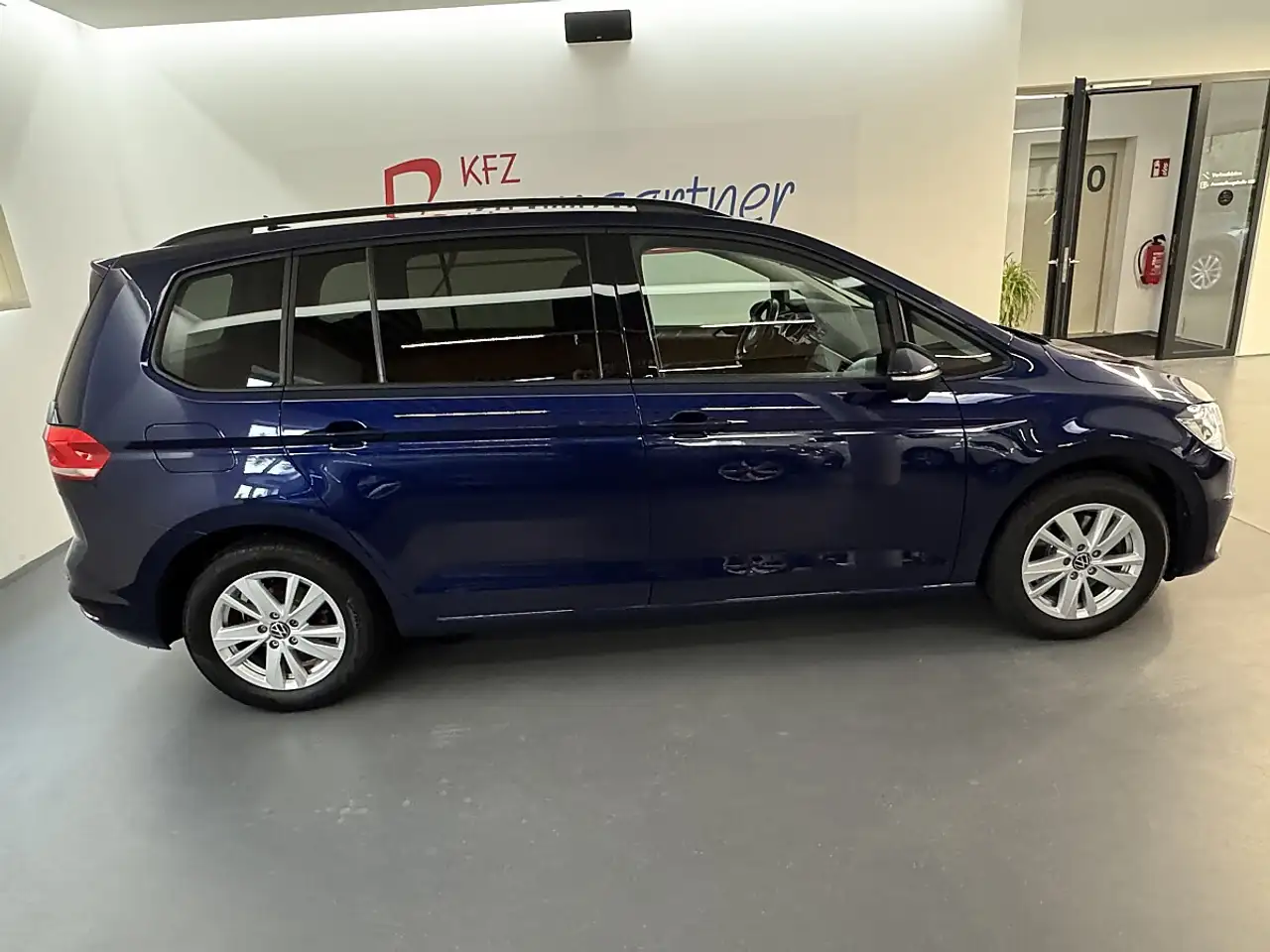 2022 Volkswagen Touran 2,0TDI DSG *NAVI*ACC*Sitzheizung*Alcantara*Getö..., photograph 3