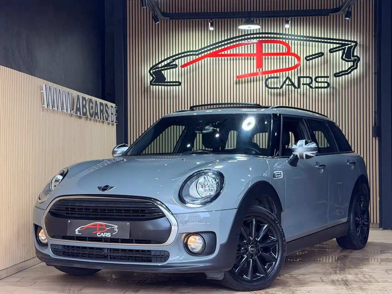 MINI Cooper D Clubman 1.5 D One * GARANTIE 12 MOIS * 1ER PROPRIETAIRE * — photo 1 of 15