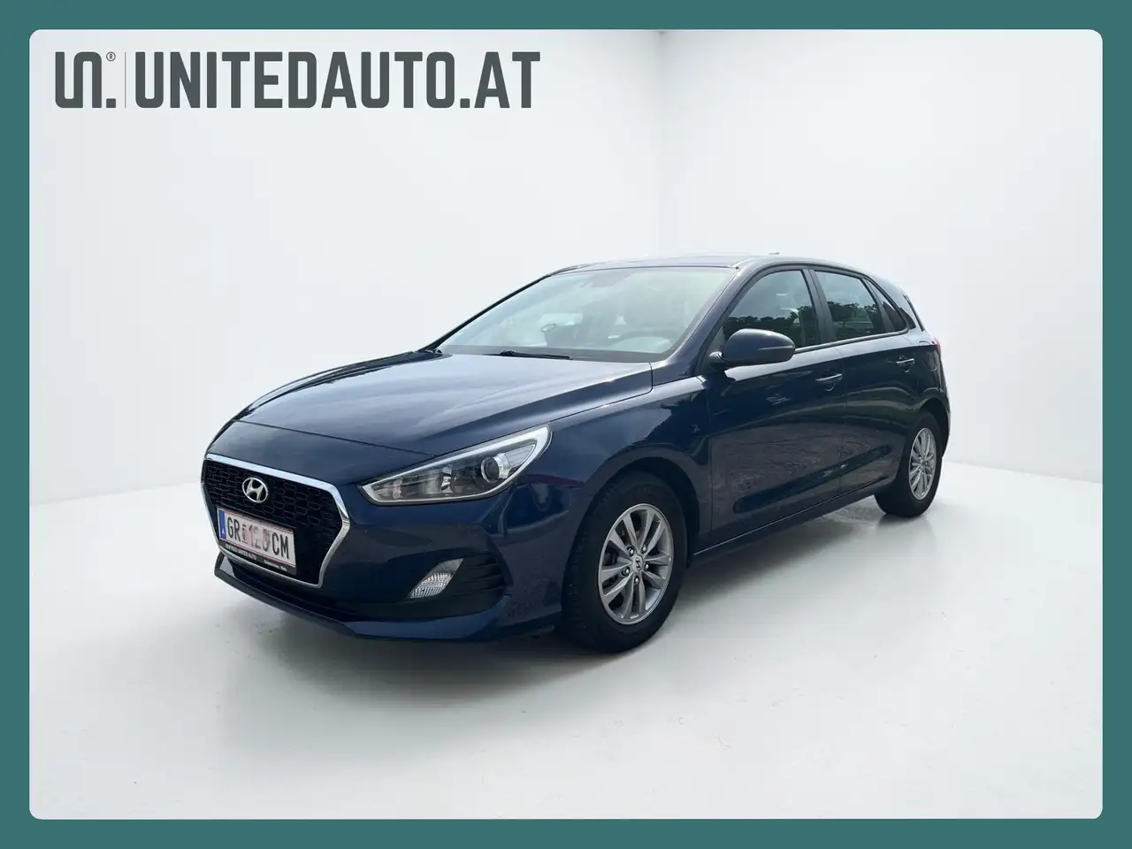 Hyundai i30 *service gepflegt*8-fach*AHK*Klima*Temp*Freisprech — photo 1 of 20
