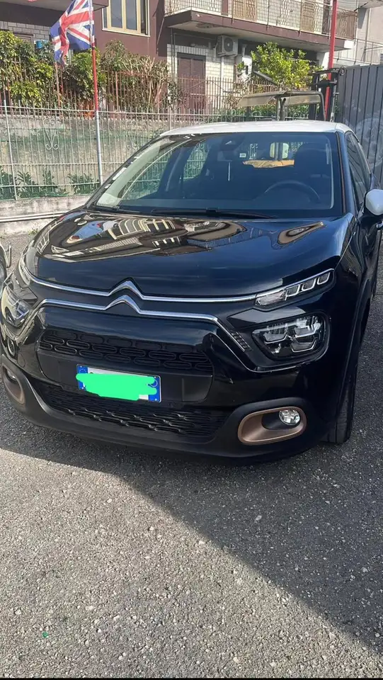 Citroen C3 C3 III 2023 1.2 puretech Shine s — photo 1 of 1