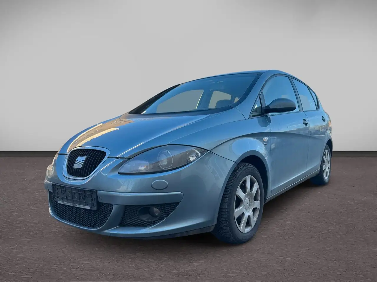 SEAT Toledo Automatik Aus 1.Hand TÜV neu — photo 1 of 12