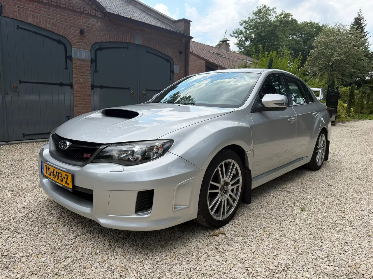 Subaru Impreza Impreza WRX STI 2.5 T Sport — photo 1 of 22