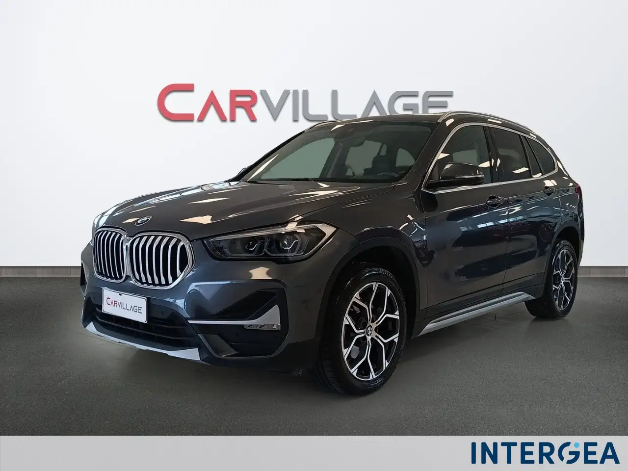 BMW X1 sdrive18d xLine Plus auto — photo 1 of 15