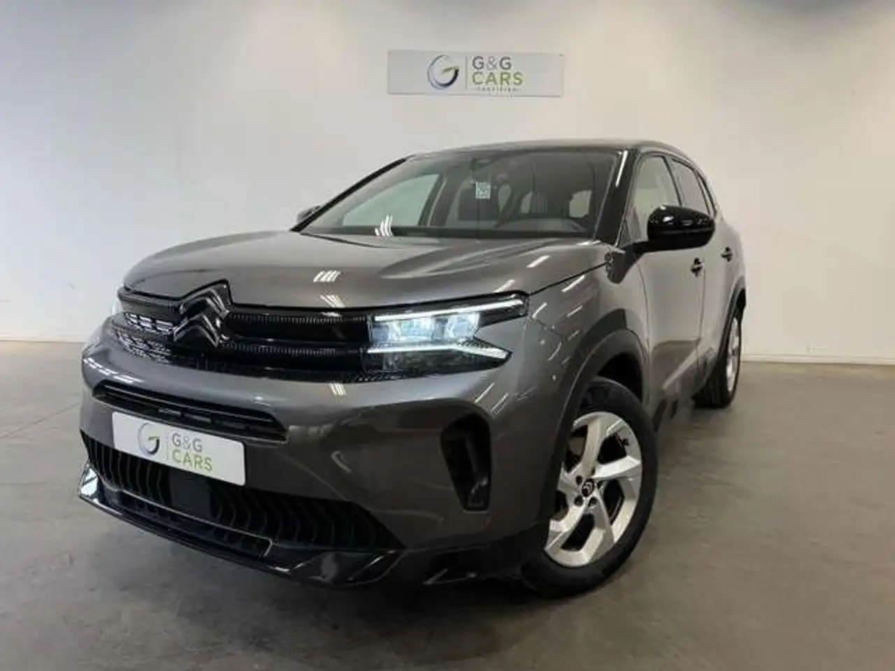 Citroen C5 Aircross Live — photo 1 of 25