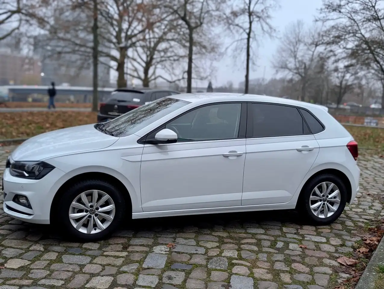 Volkswagen Polo Polo 1.0 TSI OPF Highline — photo 1 of 4
