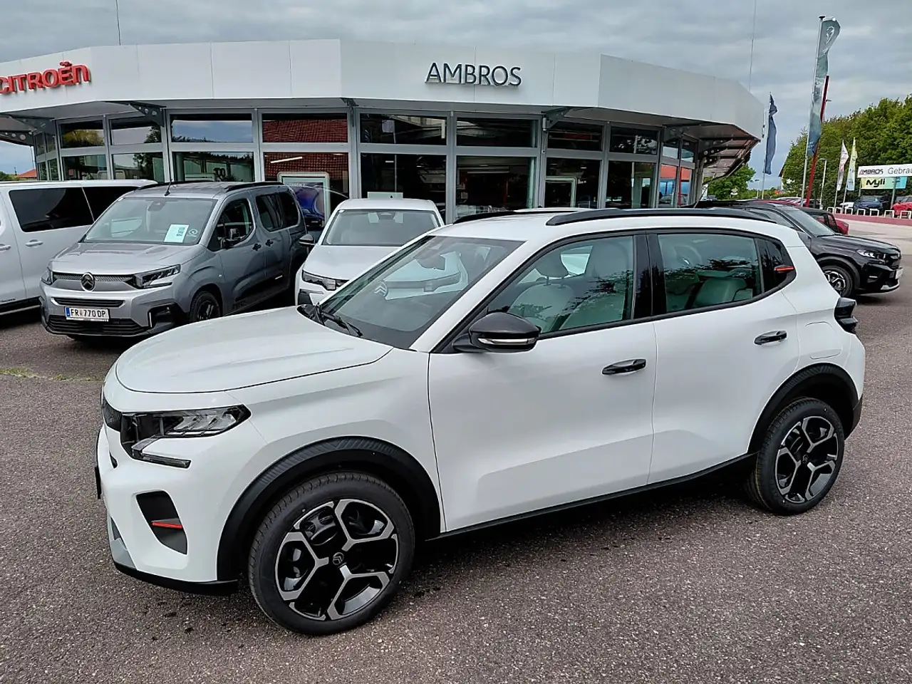 Citroen C3 Turbo 100 S&S 6-Gang-Manuell Plus LAGER-AKTION — photo 1 of 15