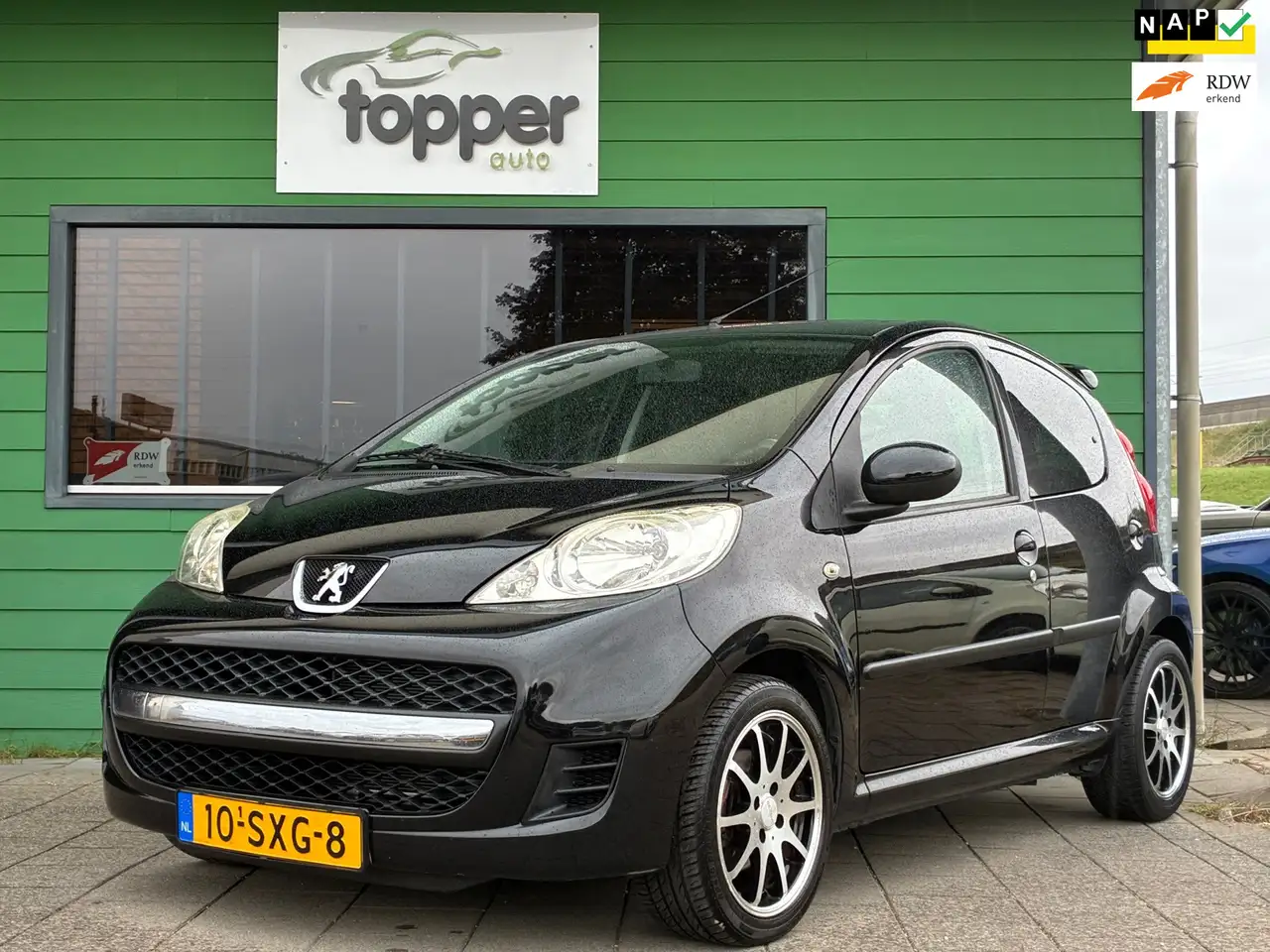 Peugeot 107 1.0-12V Black & Silver|2e Eigenaar|Airco|Elektr.ra — photo 1 of 22