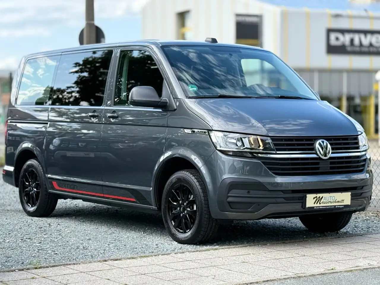 Volkswagen T6 Multivan T6.1 Multivan 2.0TDI KLIMA StHz.CARPLAY DREHSITZ — photo 1 of 22