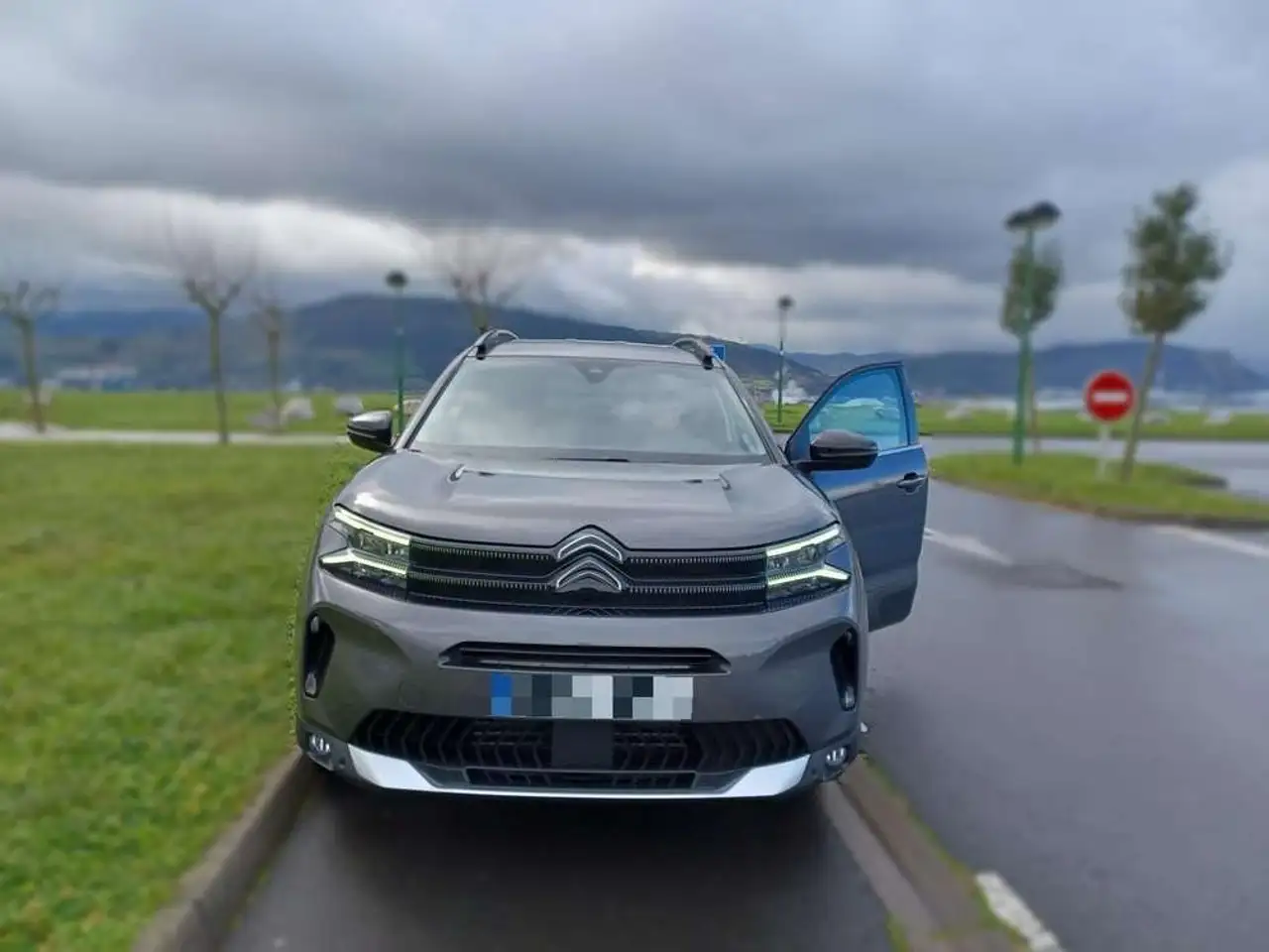 Citroen C5 Aircross PureTech 96kW (130CV) S&S Feel — photo 1 of 14
