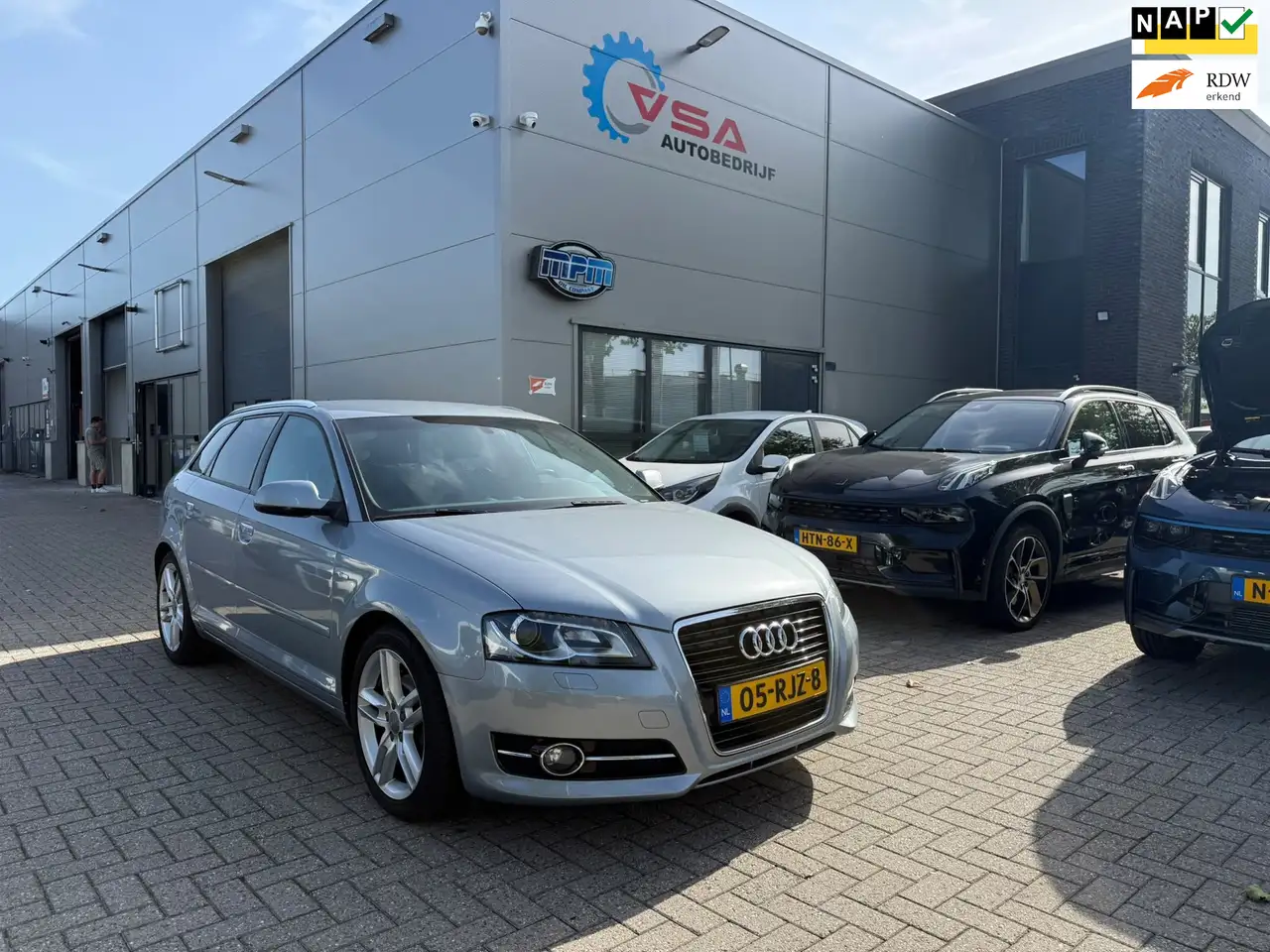 Audi A3 Sportback 1.4 TFSI Ambition Pro Line S|Cruise|S-Li — photo 1 of 6