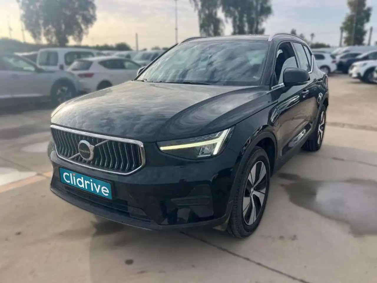 Volvo XC40 1.5 T4 Recharge PHEV Core Auto — photo 1 of 10