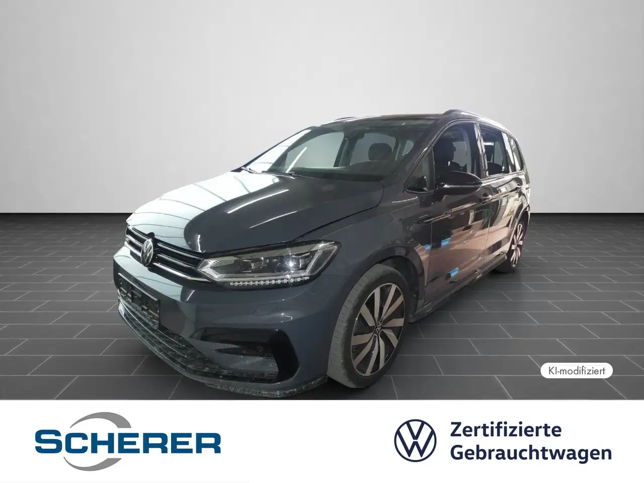 Volkswagen Touran 2.0 TDI Highline R-line RFK NAVI AHK IQ- — photo 1 of 4