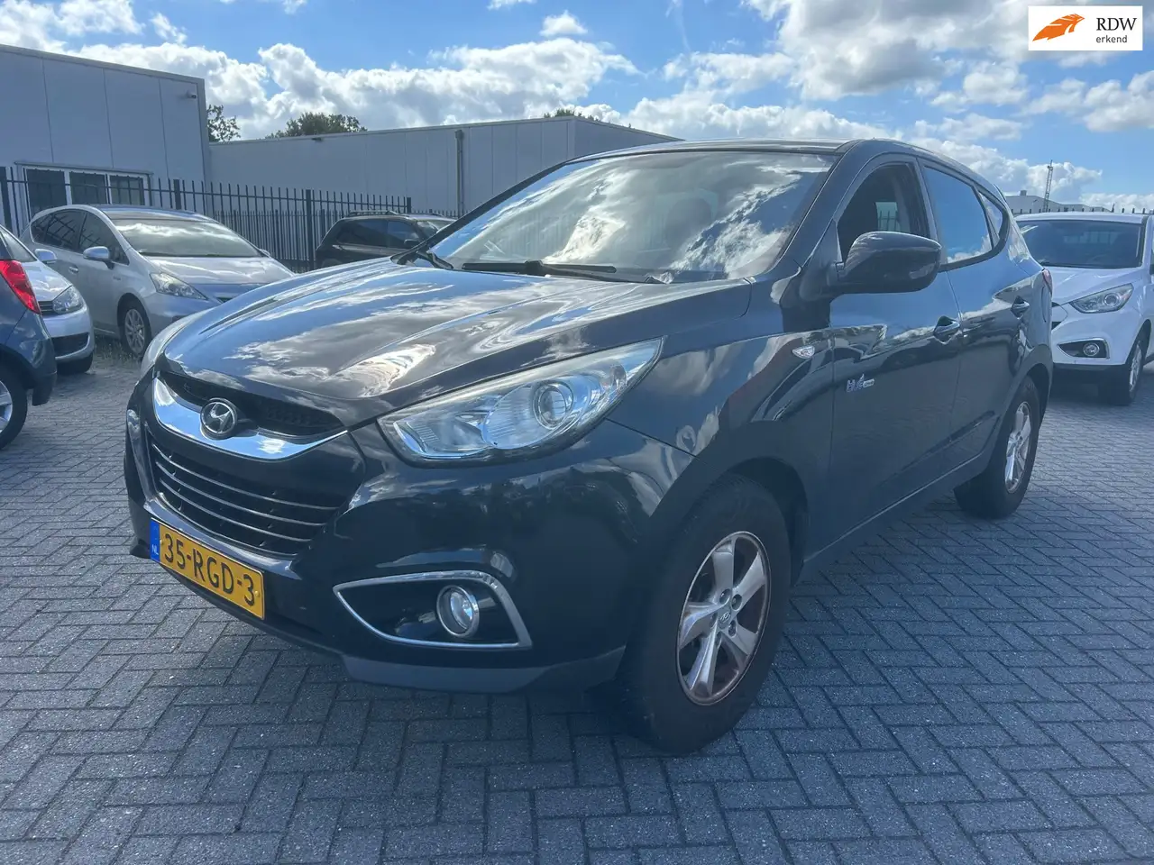 Hyundai iX35 1.6i GDI Dynamic 188.000 km nap - Clima - Cruise c — photo 1 of 22