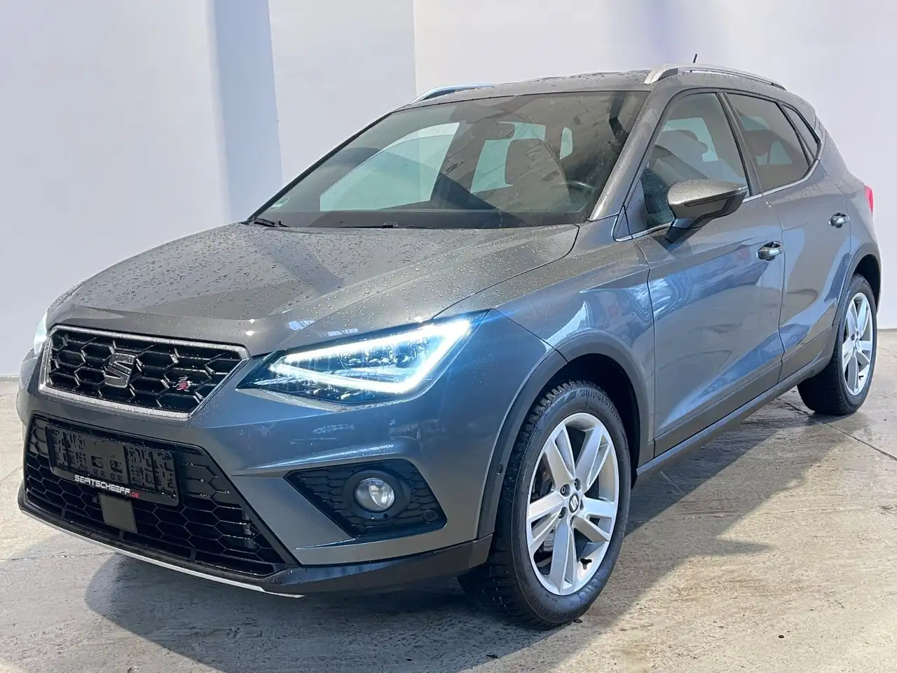 SEAT Arona FR 1.0 *Automatik* — photo 1 of 15
