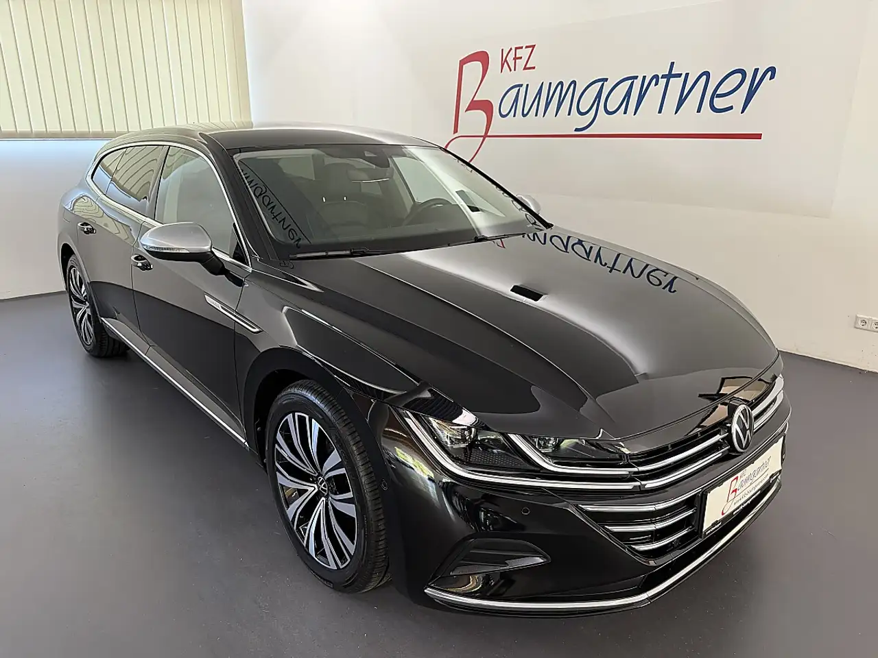 Volkswagen Arteon SB Elegance 2,0TDI DSG 4Motion *Standheizung*Ma... — photo 1 of 40