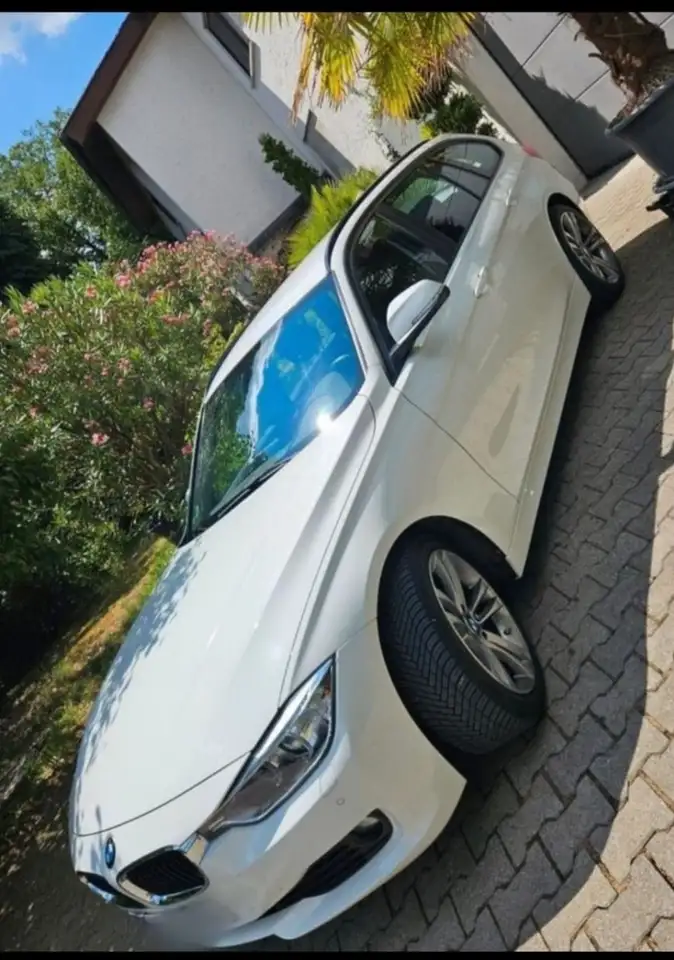 BMW 318 318d xDrive Touring Sport Line twinturbo — photo 1 of 5