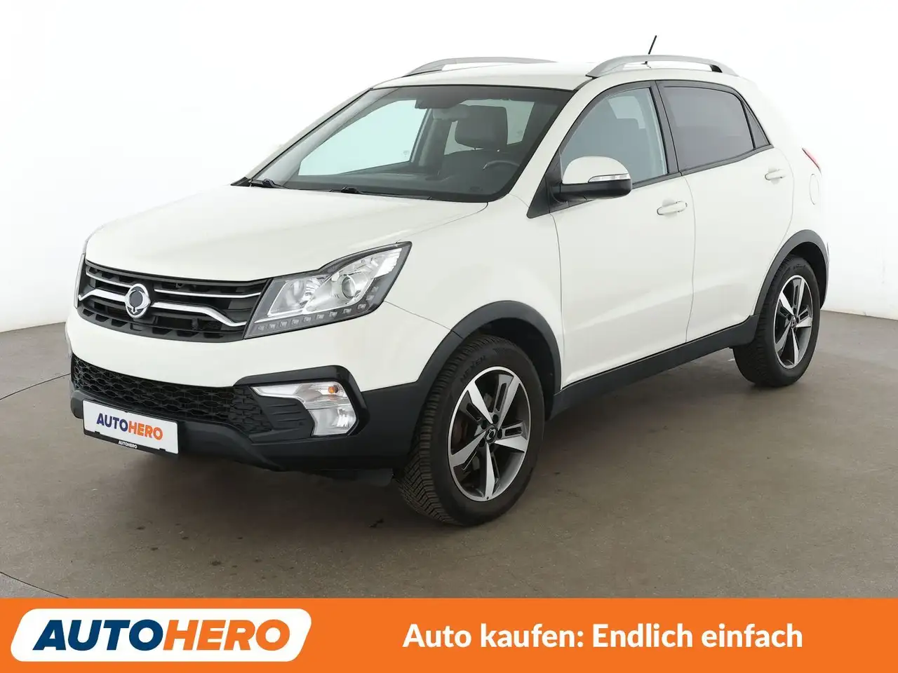 SsangYong Korando 2.2 TD Sapphire 4x2*NAV*CAM*PDC*AHK*4xSHZ*BT* — photo 1 of 33