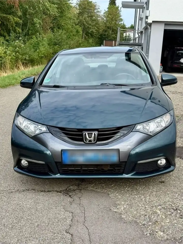 Honda Civic 2.2 i-CDTi Type S — photo 1 of 12