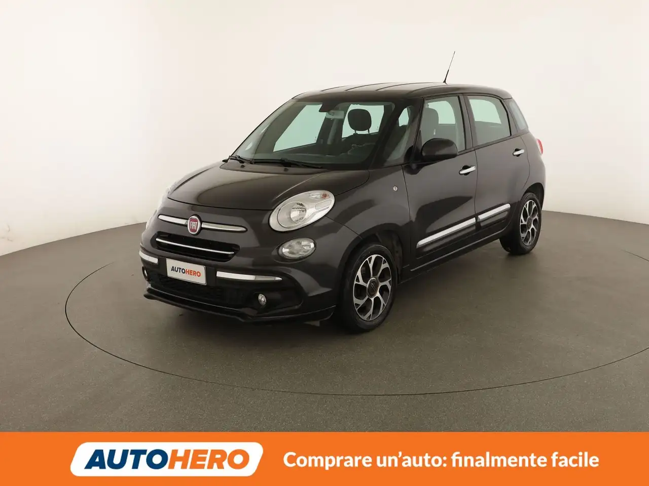 Fiat 500L 1.3 M-Jet Mirror — photo 1 of 15