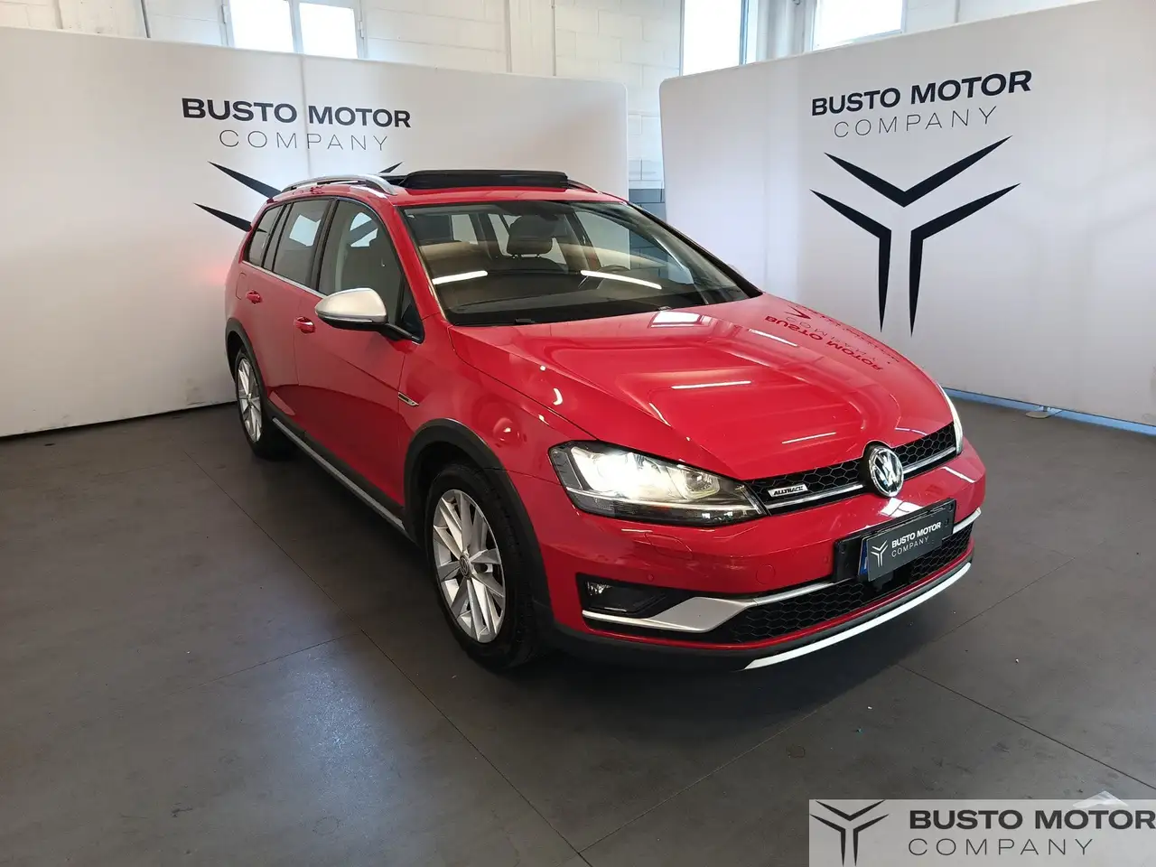 Volkswagen Golf Variant 2.0 TDI 184cv DSG Alltrack BMT 4MOTION — photo 1 of 15