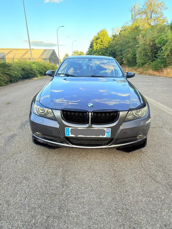 BMW 320 bmw 320i e90 2005 — photo 1 of 12