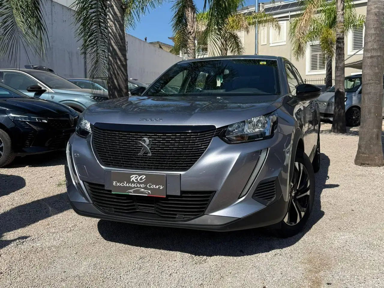 Peugeot 2008 2008 1.2 puretech Allure Pack s — photo 1 of 14